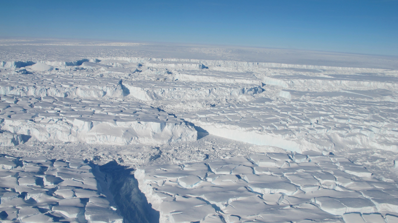 Illustration for article titled Why Are Sea Levels Dropping In Places Closest To The Melting Glaciers?